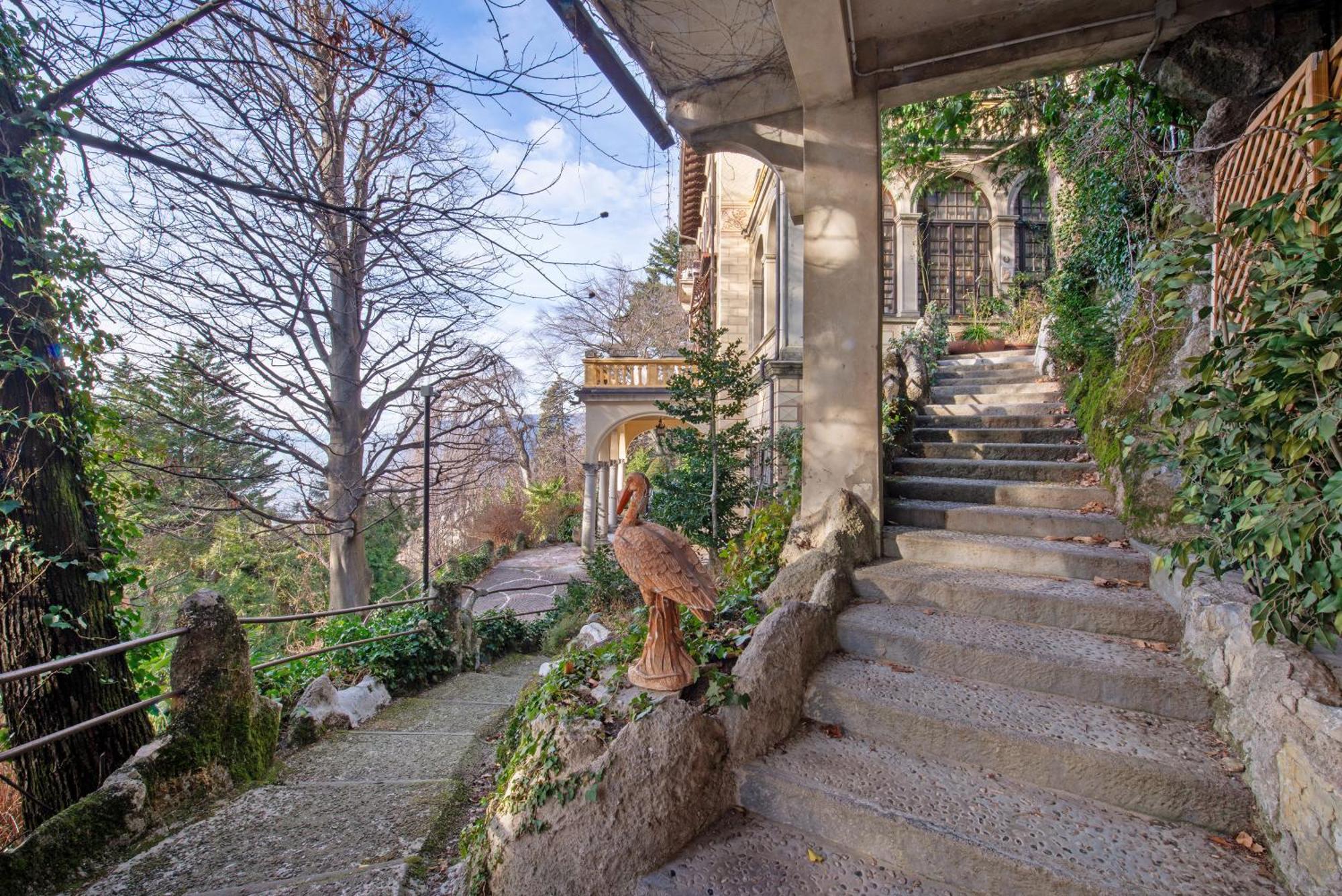 App Mughetto In Villa Marchello Brunate Exteriér fotografie